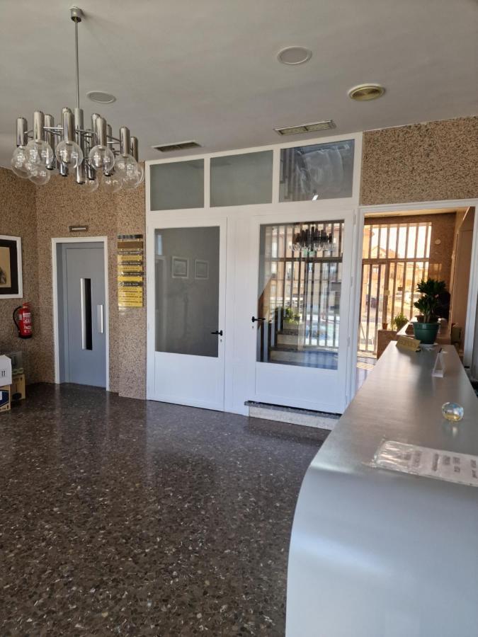 Hostal La Canada Segoviana Valmojado المظهر الخارجي الصورة
